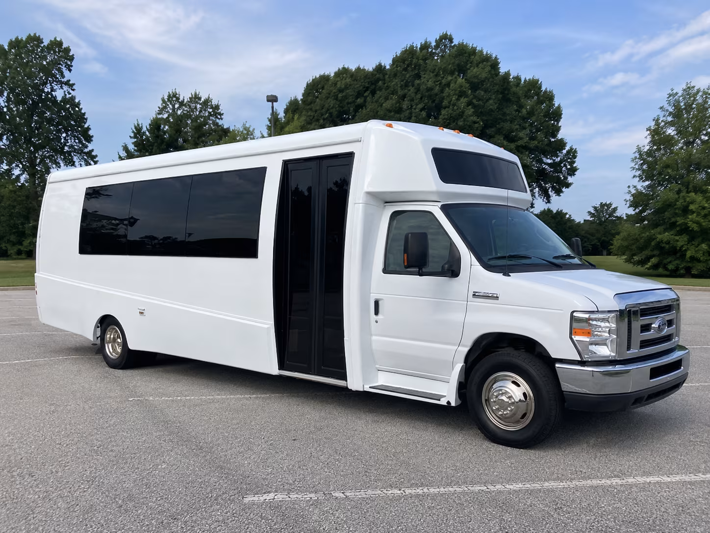 ocala 18 passenger party bus