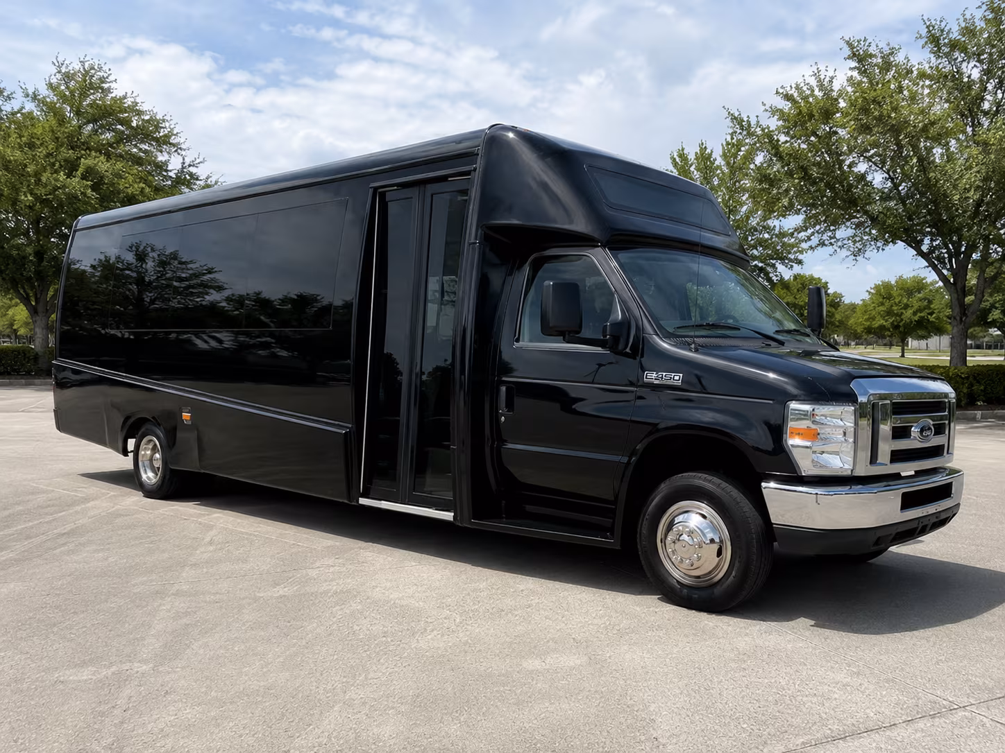 rent a minibus in ocala for smaller prom groups